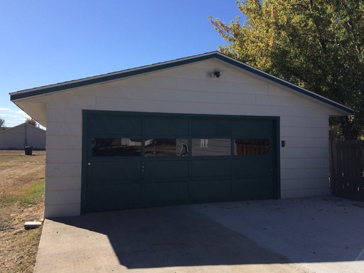 Building Photo - 312 Stillwater Ln