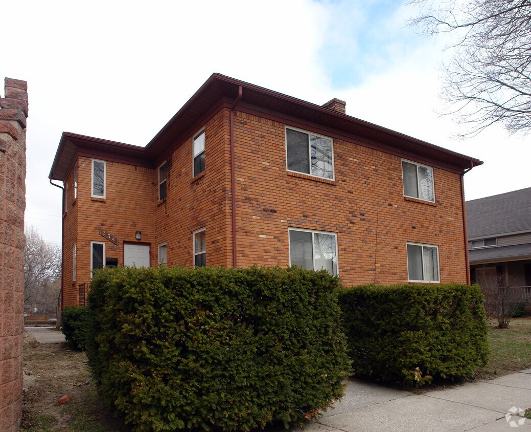 234 Law St, Lapeer, MI 48446 Apartments in Lapeer, MI