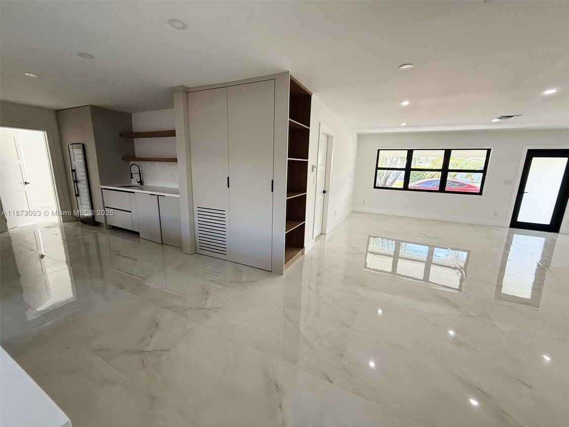 Foto del edificio - 4021 NE 17th Terrace