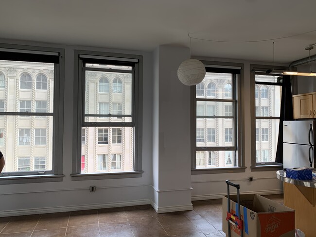 Large windows for lots of natural light - 215 W 7th St