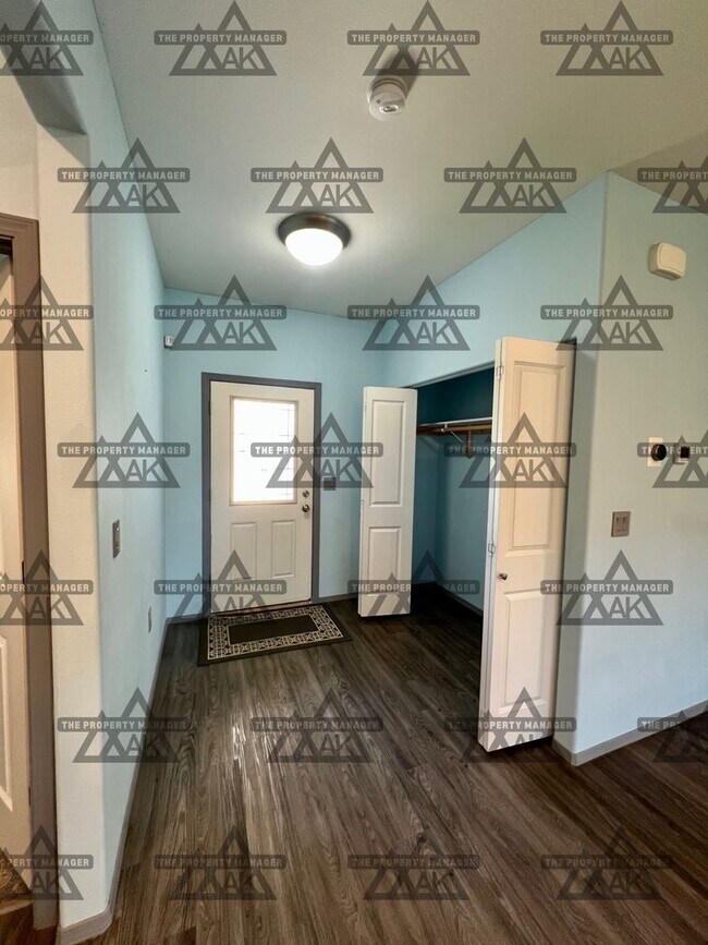 Building Photo - Spacious & Dog-Friendly 3BD/2BA Home with ...