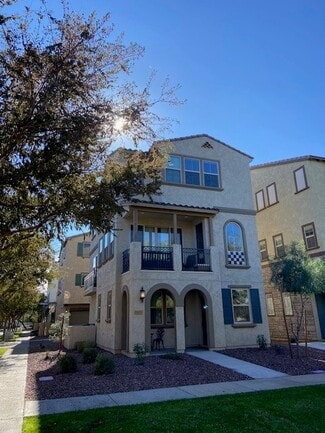 Building Photo - 1636 E Dogwood Ln