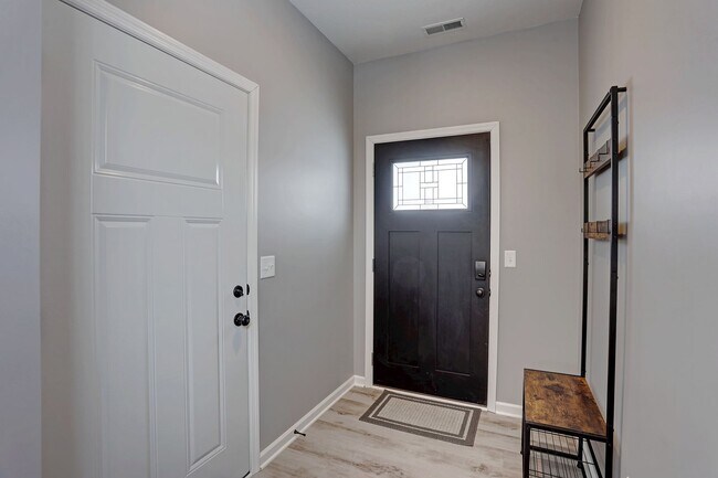 Building Photo - New-Willow Cascades Townhomes!