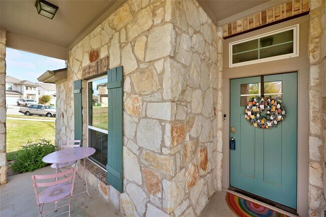 Building Photo - 456 Red Matador Ln