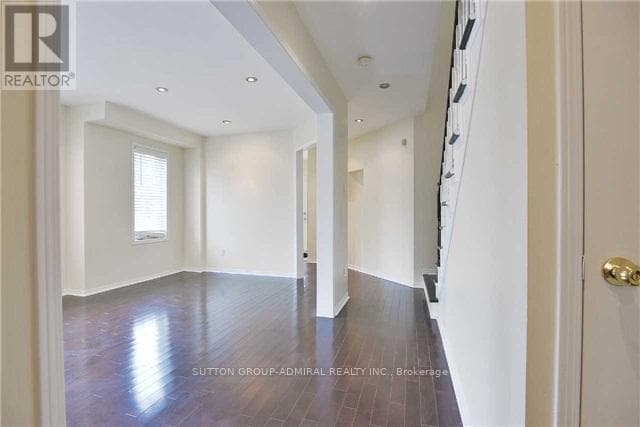 Building Photo - 838 Golden Farmer Way