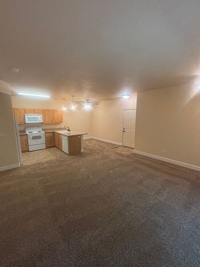 Foto del edificio - 6740 N Spurwing Loop