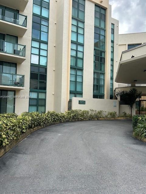 Building Photo - 2055 SW 122nd Ave