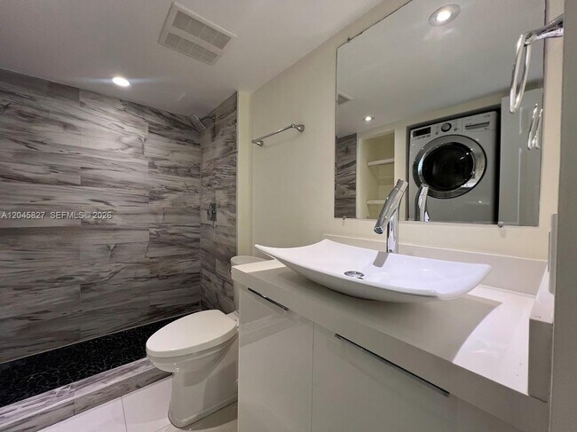 Foto del edificio - 8205 SW 152nd Ave
