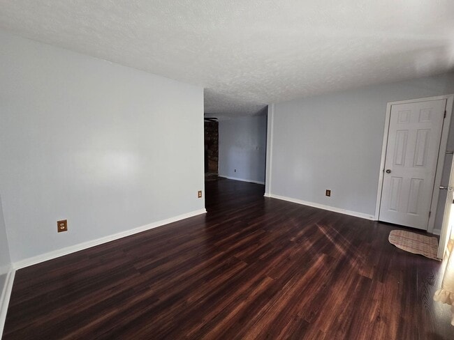 Building Photo - 6758 Seaford Dr