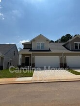 Building Photo - 417 Mariene Dr