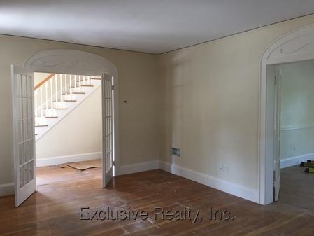 Foto del edificio - 4 bedroom in NEWTON MA 02458