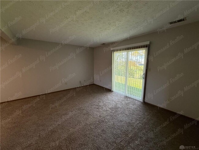 Building Photo - 557 N Broad St