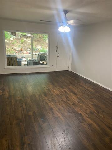 Foto del edificio - 6004 Westridge Ln