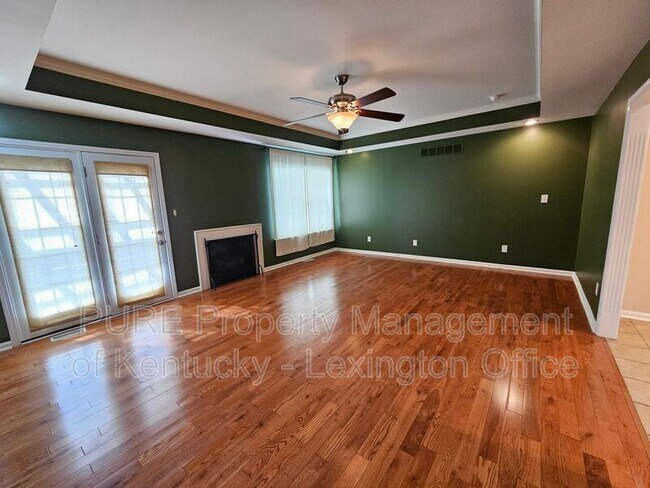 Foto del edificio - 321 Lebeau Dr