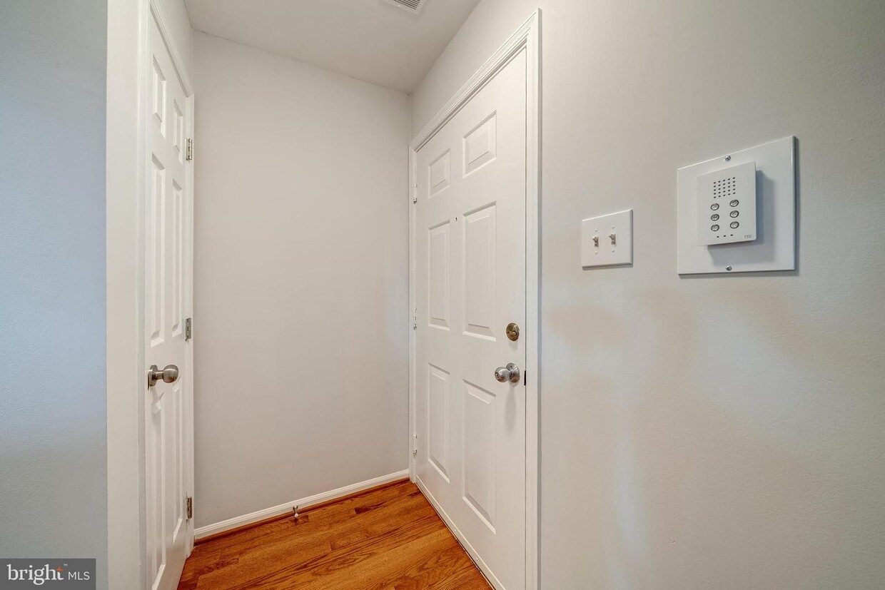 Foto principal - 13105 Briarcliff Terrace
