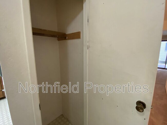 Foto del edificio - 120 124th St SW
