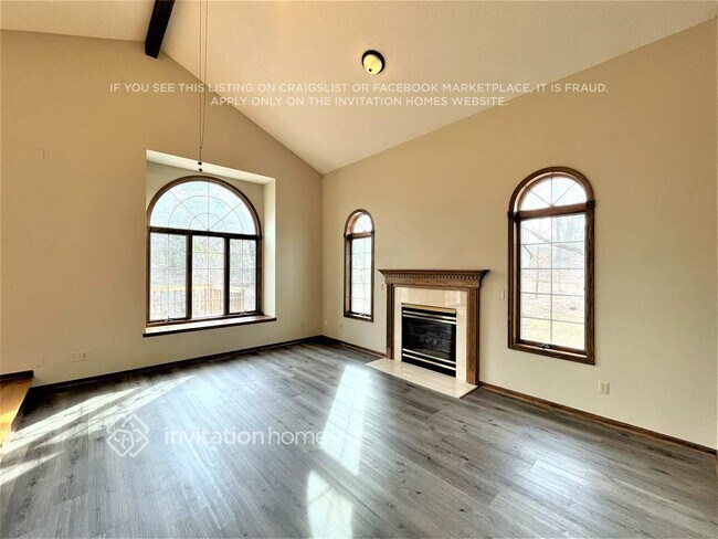 Foto del edificio - 3024 Furness Ct