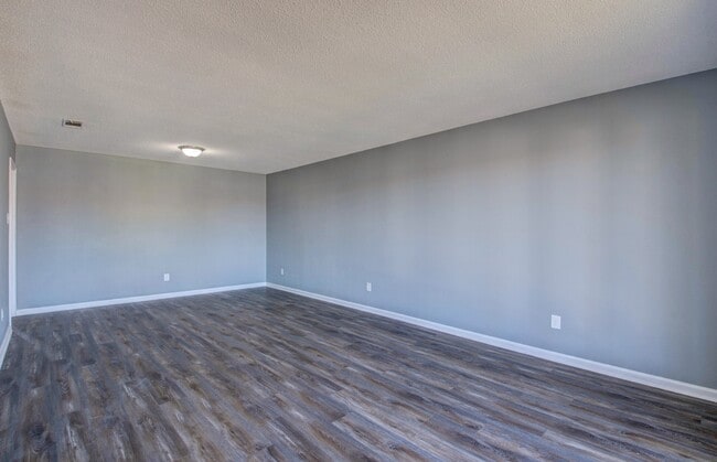 Living Room - 11315 Ethan Allen Dr