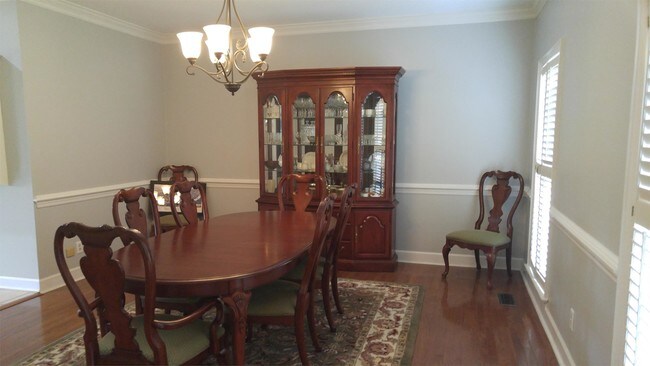 Foto del edificio - 106 Hidden Lakes Dr