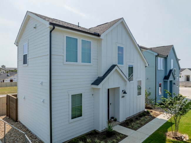 Building Photo - YardHomes® Meadow Lake