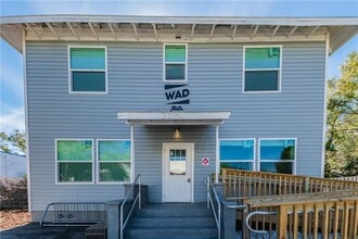 Building Photo - Studio Bed/1 Bath - Unit 3