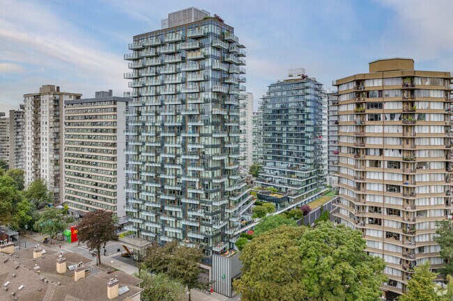 Photo du bâtiment - Zephyr Apartments