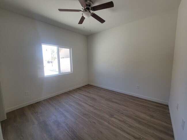 Foto del edificio - 8309 Grandy St