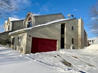 Building Photo - 8201 Honeysuckle Dr