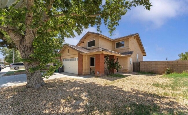 Building Photo - 44857 Landau Ave