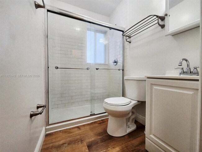 Foto del edificio - 320 New York St