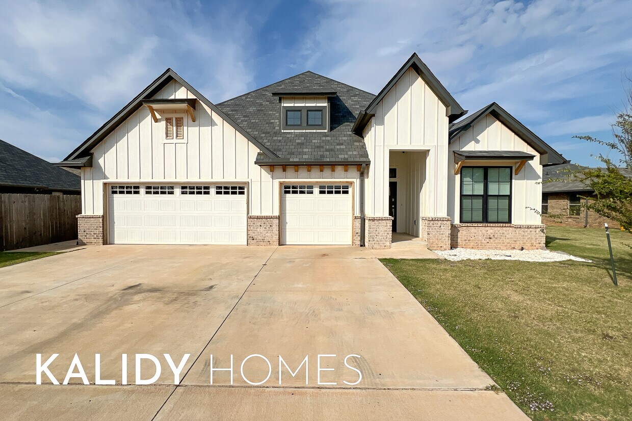 Foto principal - 3925 NW 166th Terrace