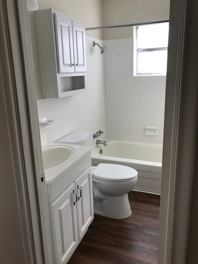 Bathroom - 6205 Oram St