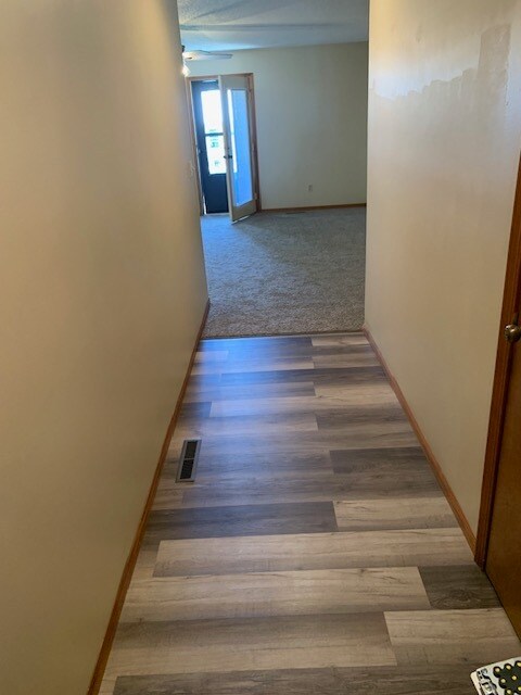 Building Photo - 1205 Viola