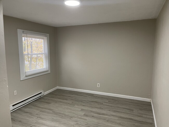 Building Photo - 6 Blodgett Pl