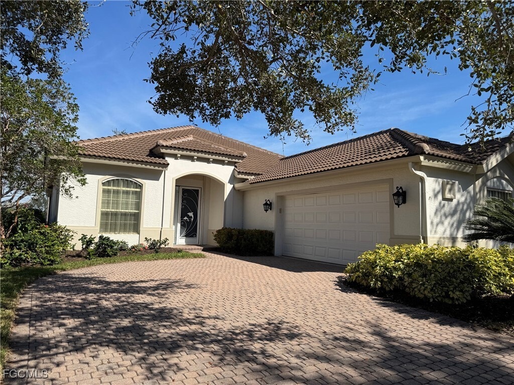 Primary Photo - 21809 Masters Cir