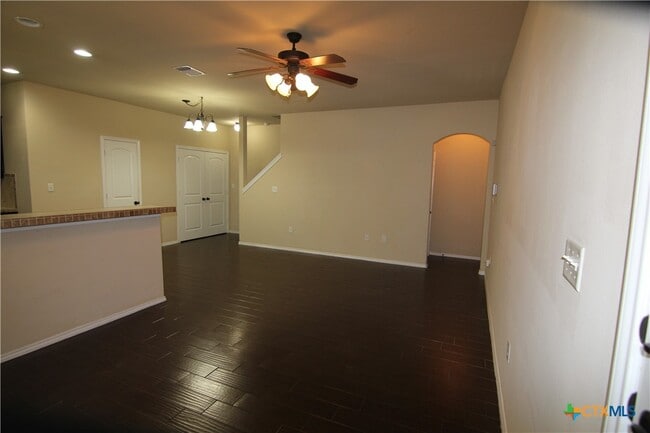 Building Photo - 1137 Brown Rock Dr