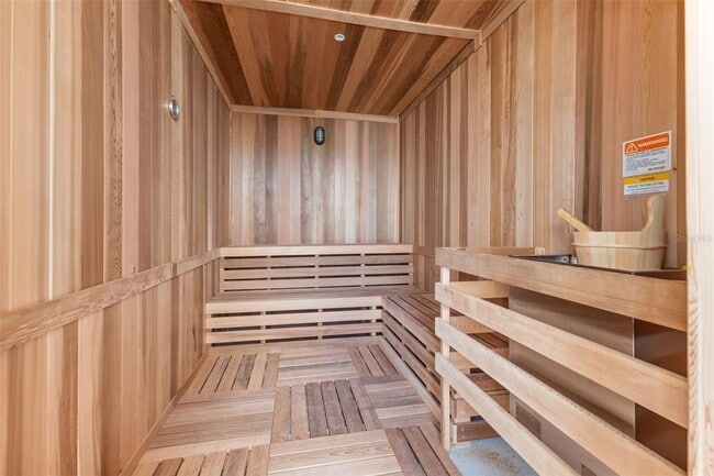 Building Photo - 777 3rd Ave N