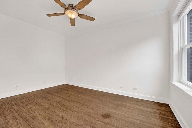 Foto del edificio - 2234 W Roscoe St