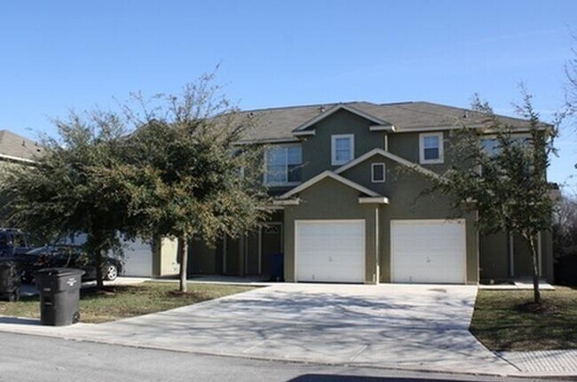 Building Photo - 7818 Kingsbury Way