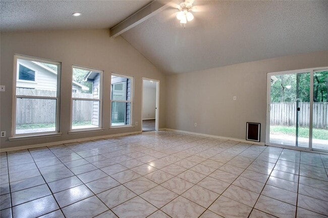 Building Photo - 17 Brentwood Oaks Ct