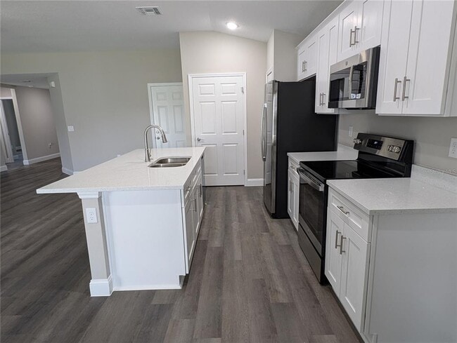 Foto del edificio - 174 Kroll Ln