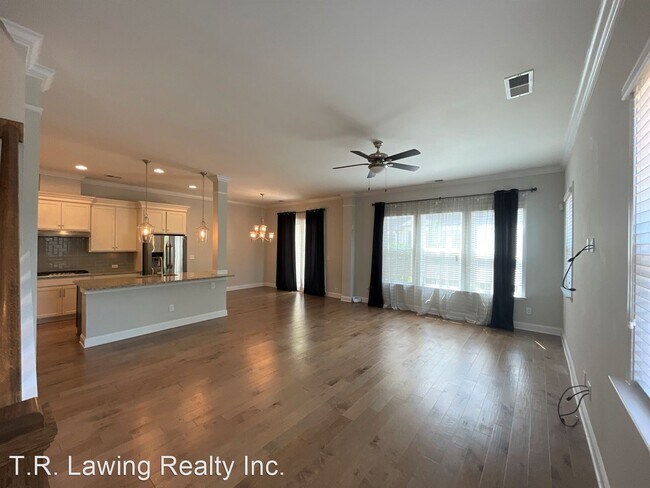 Building Photo - 3 br, 3.5 bath House - 9111 Catherine Wood...