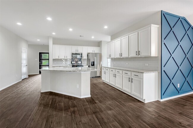 Building Photo - 15004 Monserrat Ln