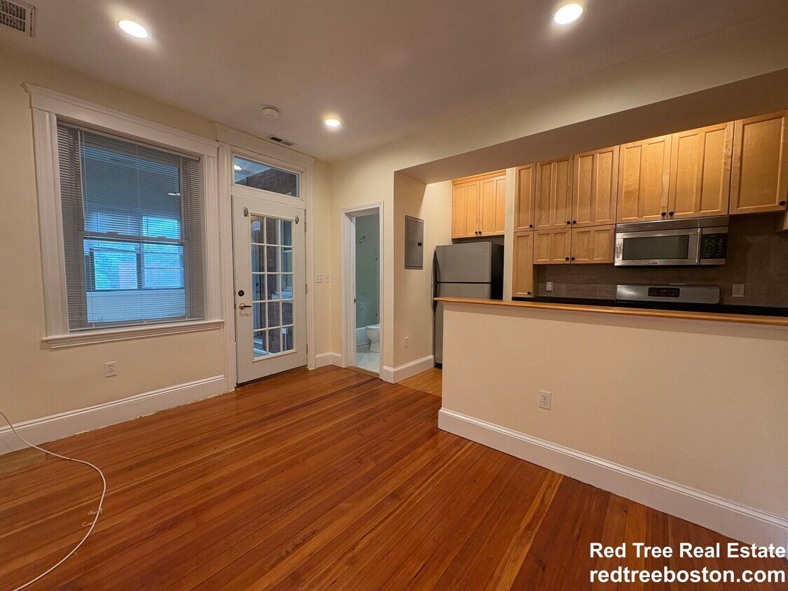 Foto principal - 191 Winthrop Rd