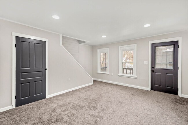 Foto del edificio - Stunning 3 bedroom home in South Park avai...