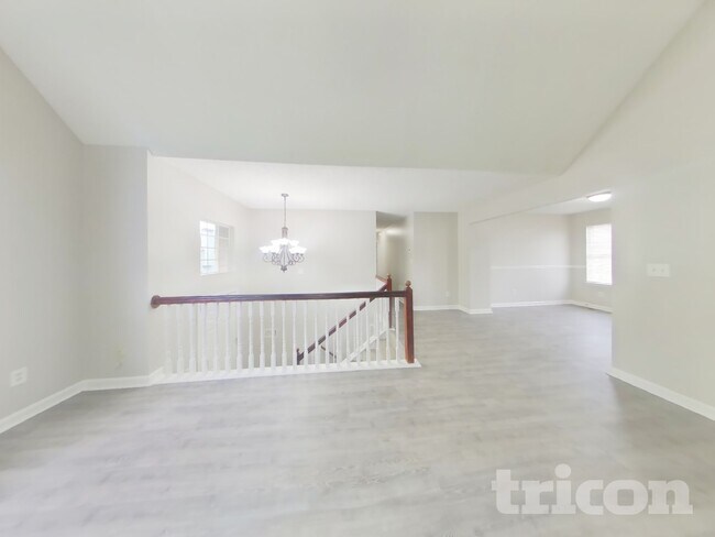 Foto del edificio - 4074 Five Oaks Ct