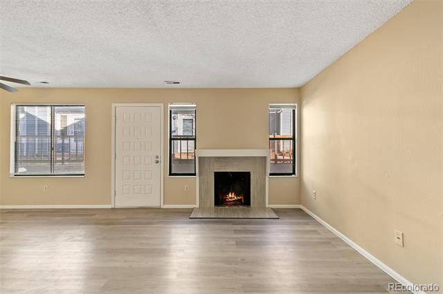 Foto del edificio - 2721 Hearthwood Ln