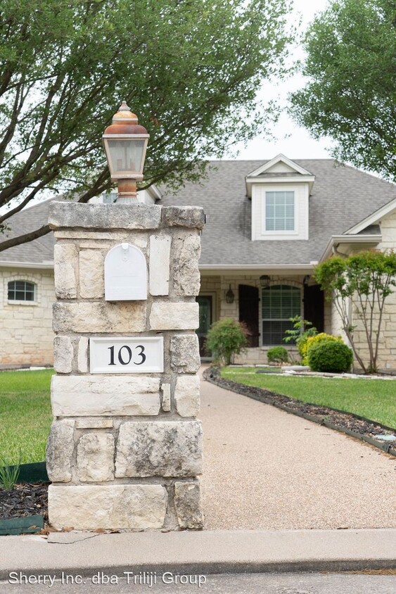 Primary Photo - 4 br, 3 bath House - 103 Pinnicle Ct.