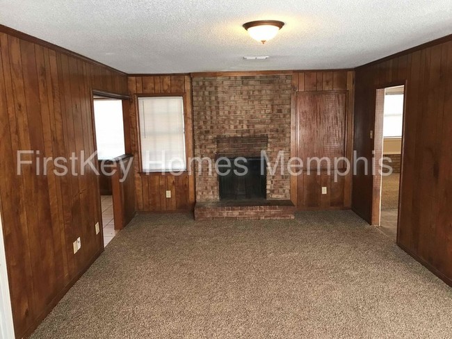 Building Photo - 5343 Cosmos Cove