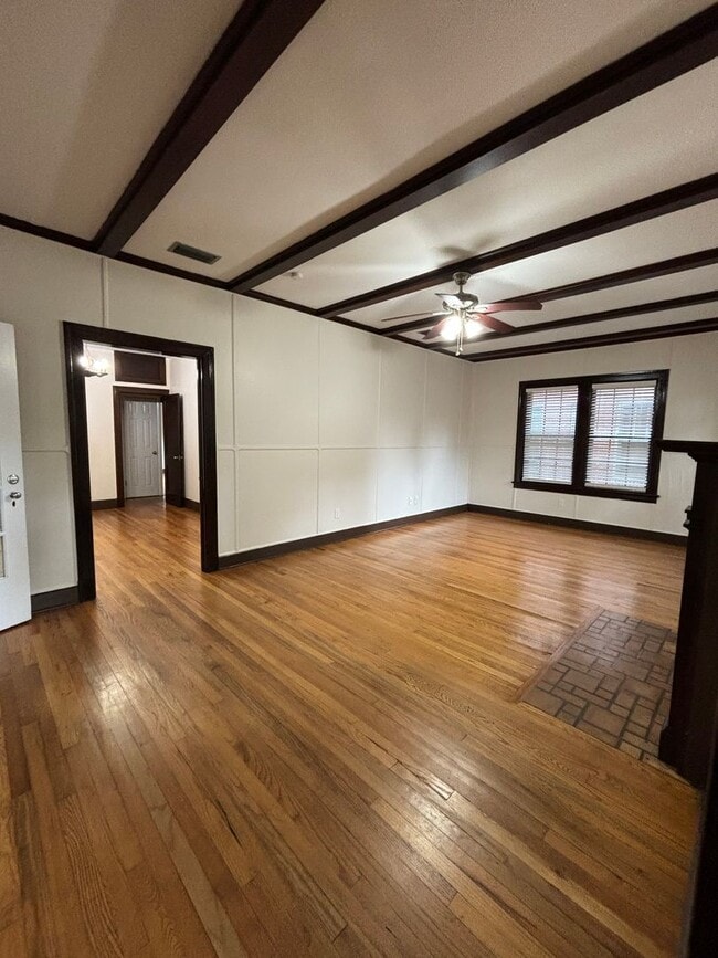 Foto del edificio - FALL 2026!!! Historic Woodbury Row 4 Bedro...